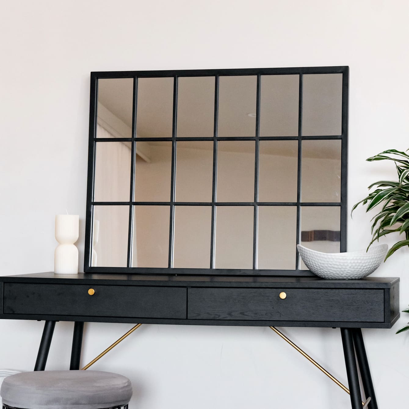 Kyō - Black Metal Rectangle Lattice Window Mirror - 90cm x 70cm - Joe’s Haven