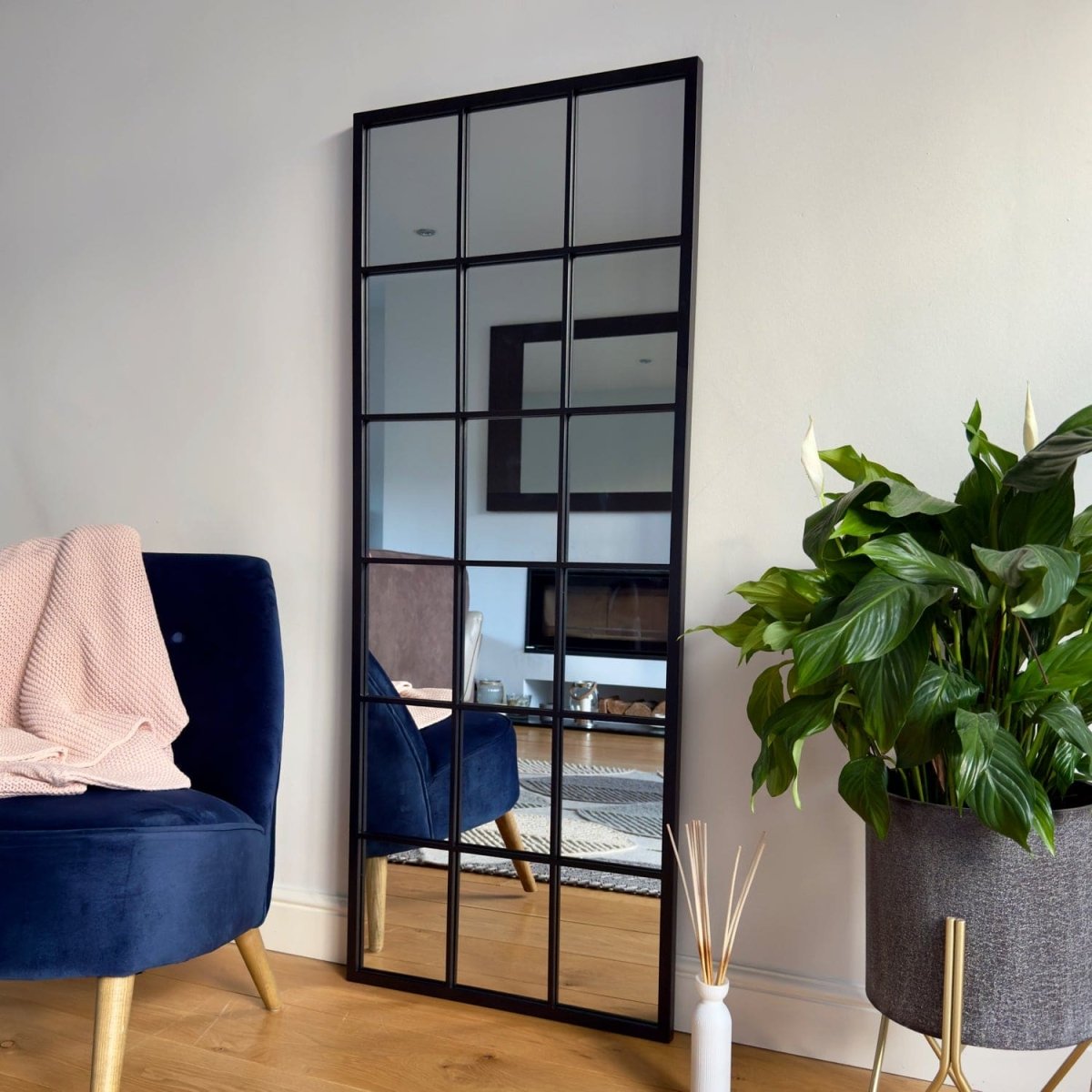 Kyō - Full Length Black Metal Rectangle Lattice Grid Mirror - 150cm x 60cm. - Joe’s Haven