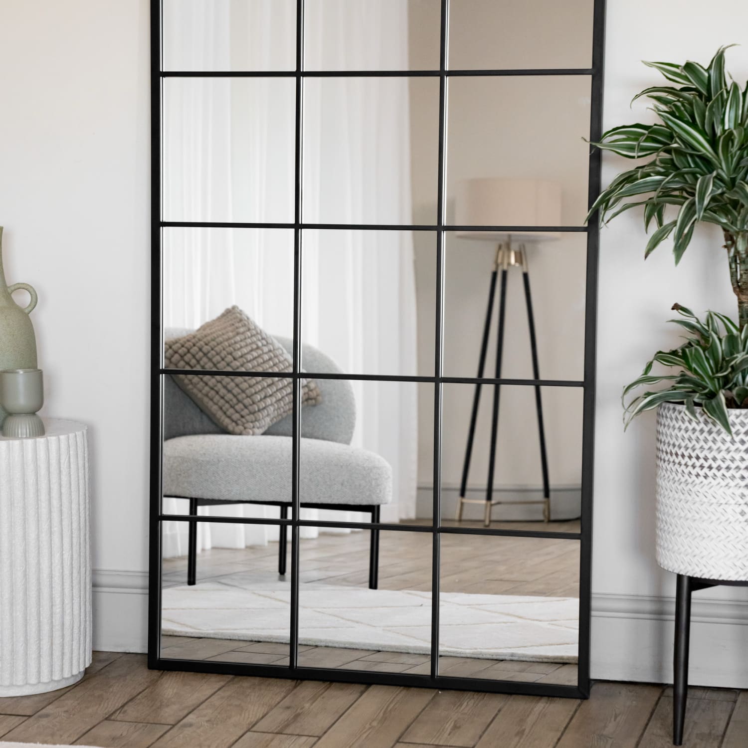 Kyō - Full Length Black Metal Rectangle Lattice Window Mirror - 180cm x 90cm - Joe’s Haven