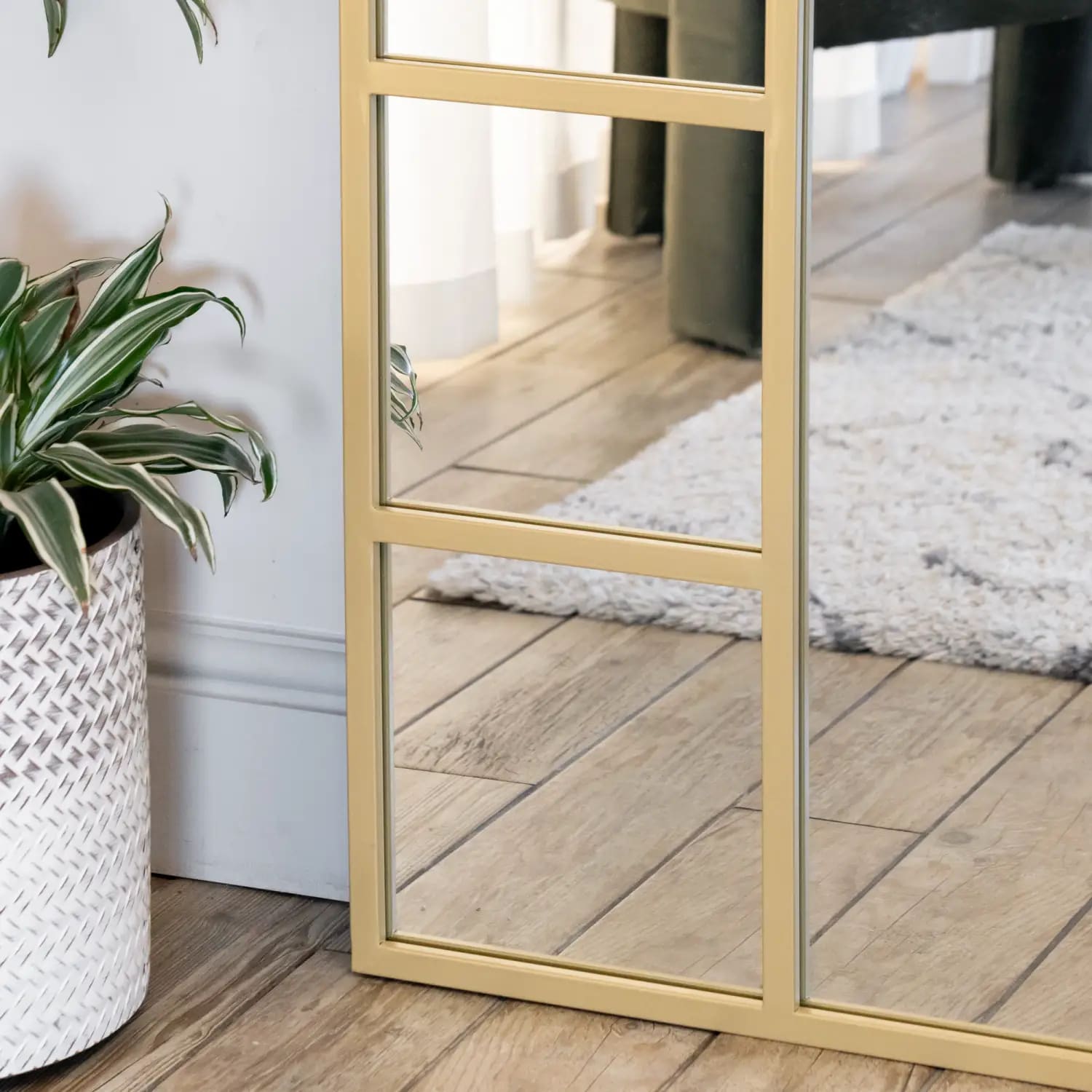 Mio - Full Length Gold Metal Arched Window Mirror - 180cm x 90cm. - Joe’s Haven