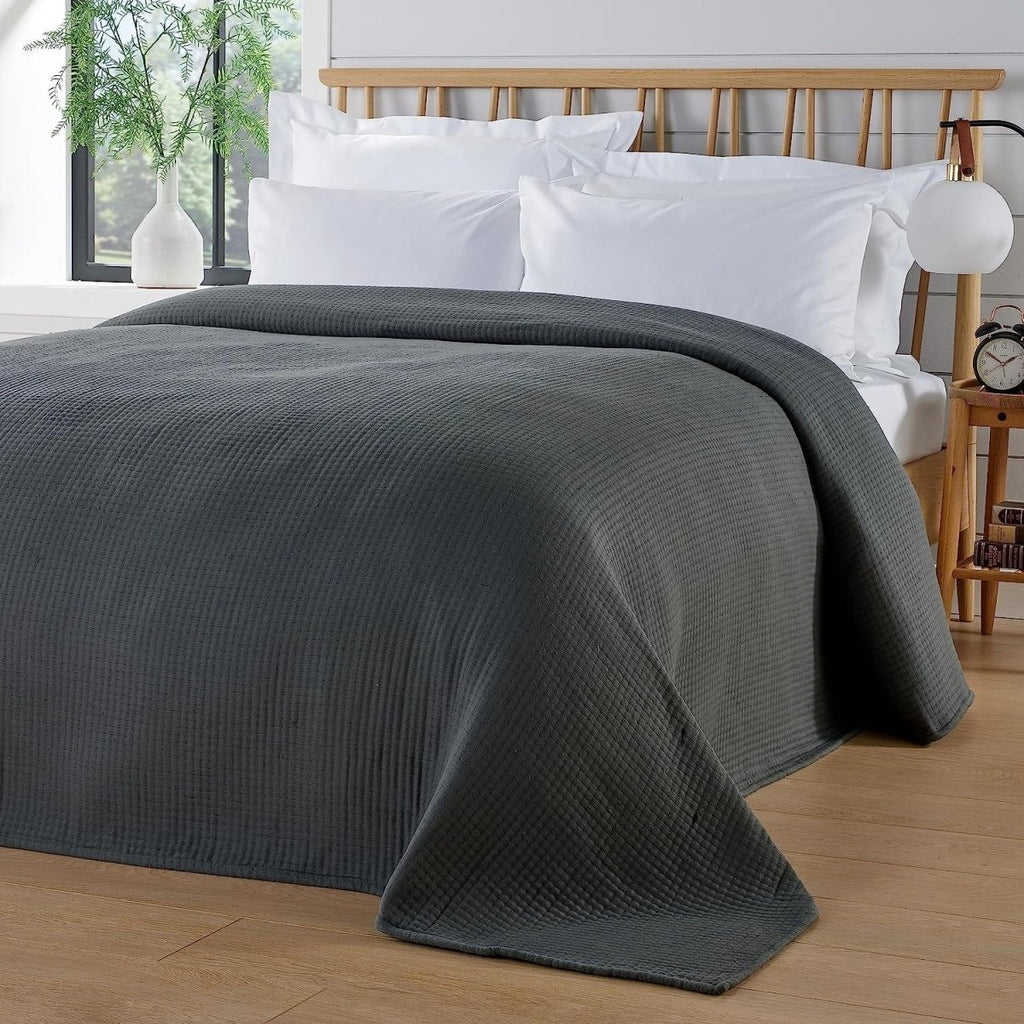 OLIVIA ROCCO Hotel Collection Quilted Bedspread 240x260 cm White and Grey 100% Sustainable Cotton Super Soft Easy - Care Home Essential - Joe’s Haven