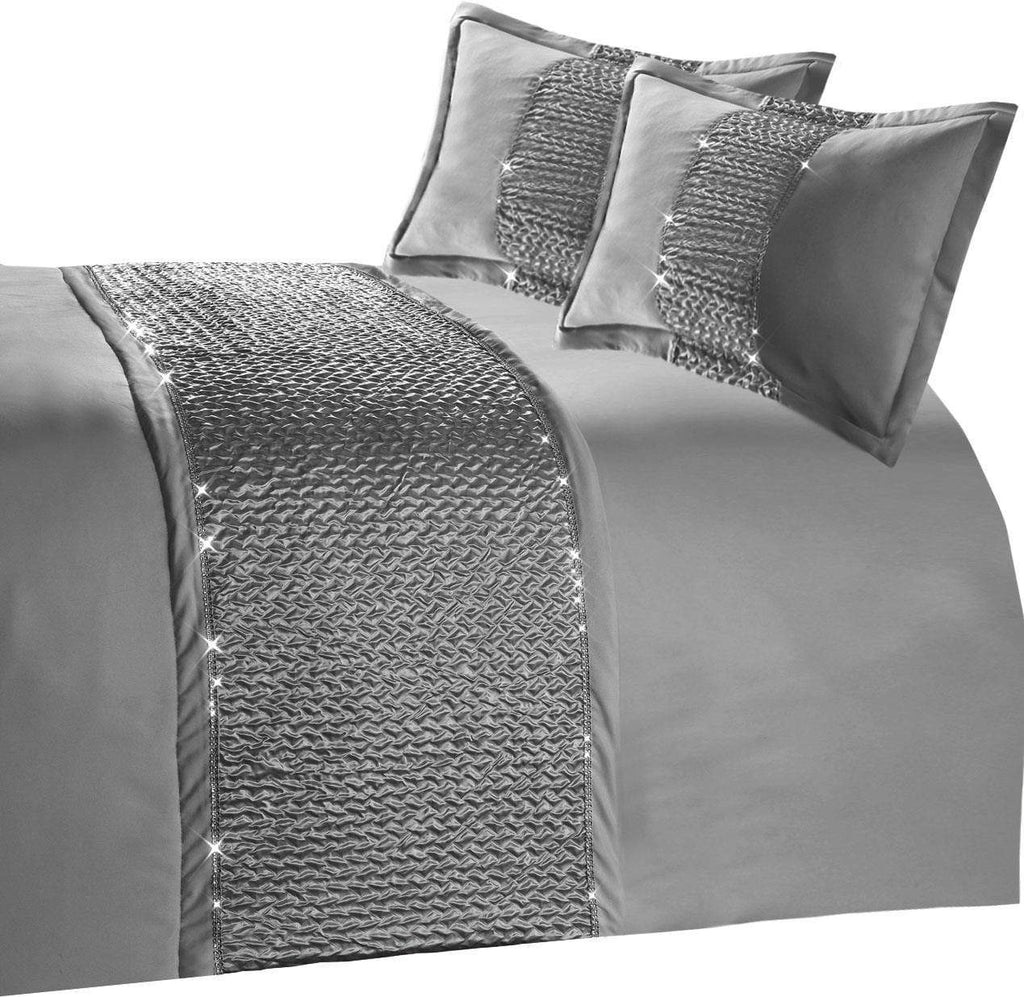 OLIVIA ROCCO Zenia Duvet Cover Set With Quilted Trim And Diamante Detailing For Luxurious - Joe’s Haven
