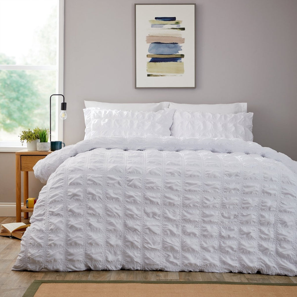 OLIVIA ROCCO Duvet Cover Set Microfibre Quilted White With Pillowcases Easy Care Bedding - Joe’s Haven