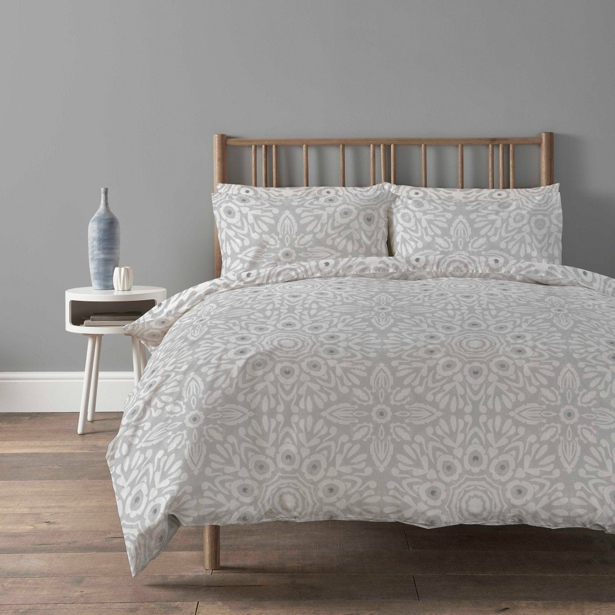 OLIVIA ROCCO Alhambra Natural Duvet Cover Set With Pillow Cases Easy Care Quilt Bedding - Joe’s Haven