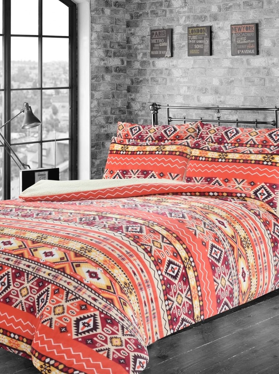 OLIVIA ROCCO Aztec Print Teddy Duvet Set With Reversible Sherpa Fleece Fur Luxurious - Joe’s Haven