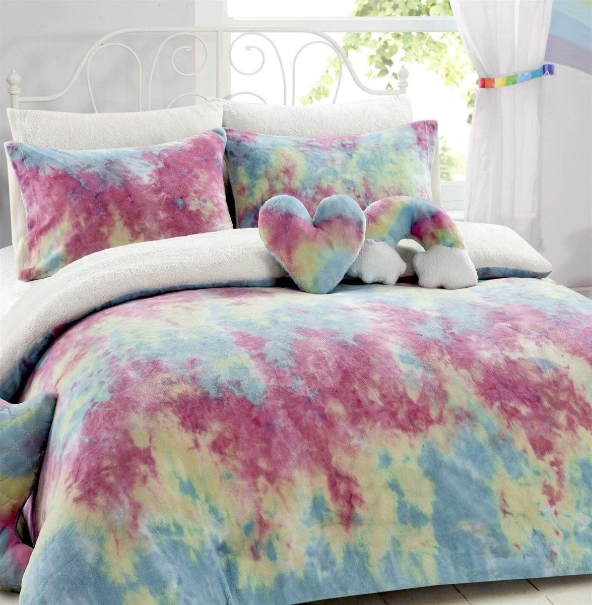 OLIVIA ROCCO Tie Dye Rainbow Teddy Fleece Duvet Set for Kids Reversible Bedding for a Hotel - Style Bedroom Refresh - Joe’s Haven