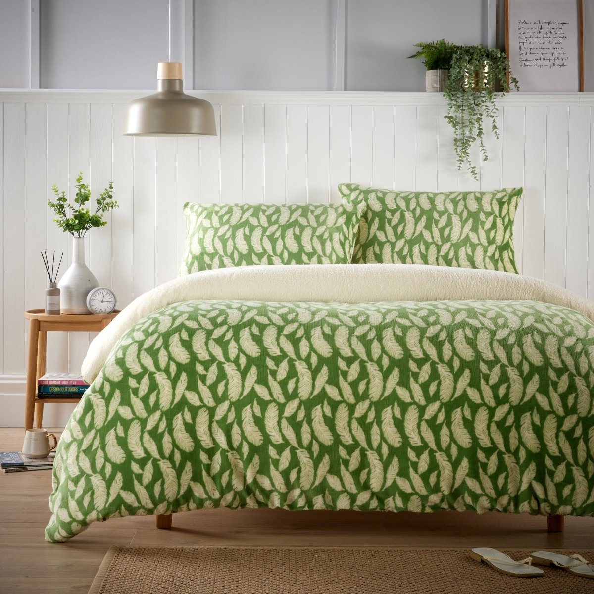 OLIVIA ROCCO Floral Leaves Teddy Duvet Set Reversible Sherpa Fleece Winter Bedding Single - Joe’s Haven