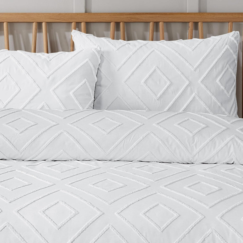 OLIVIA ROCCO Como Tufted Duvet Cover Set With Pillowcases Grey Natural White Easy Care - Joe’s Haven