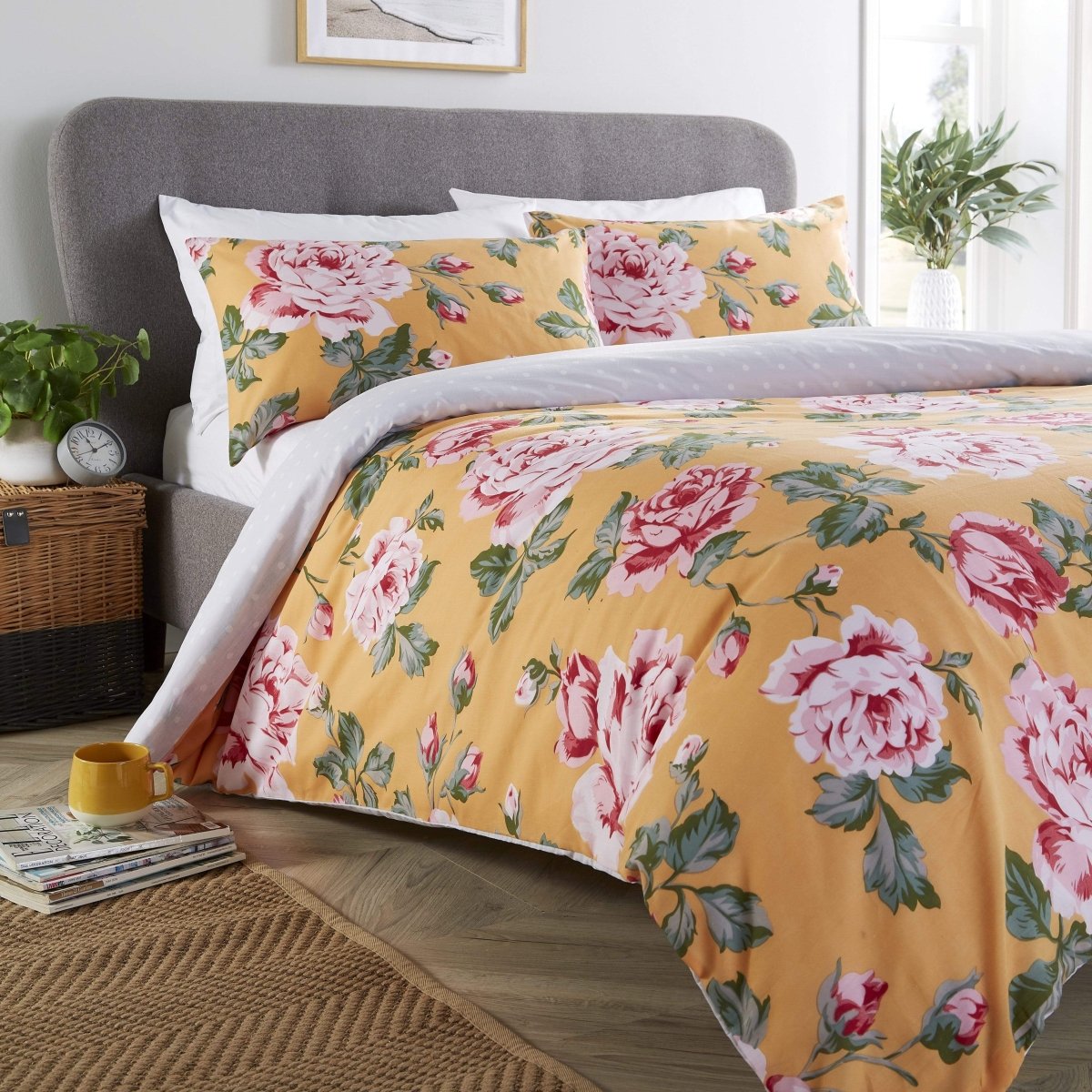 OLIVIA ROCCO Duvet Cover Set Bloom Reversible Polka Dot Cotton Rich in Vibrant Colours - Joe’s Haven