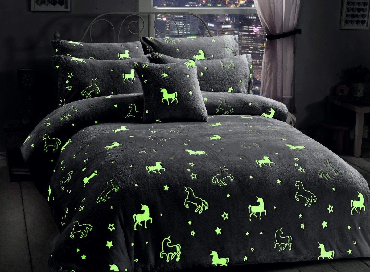OLIVIA ROCCO Unicorn Glow In The Dark Teddy Duvet Set Pink For Kids OEKO-TEX Certified - Joe’s Haven