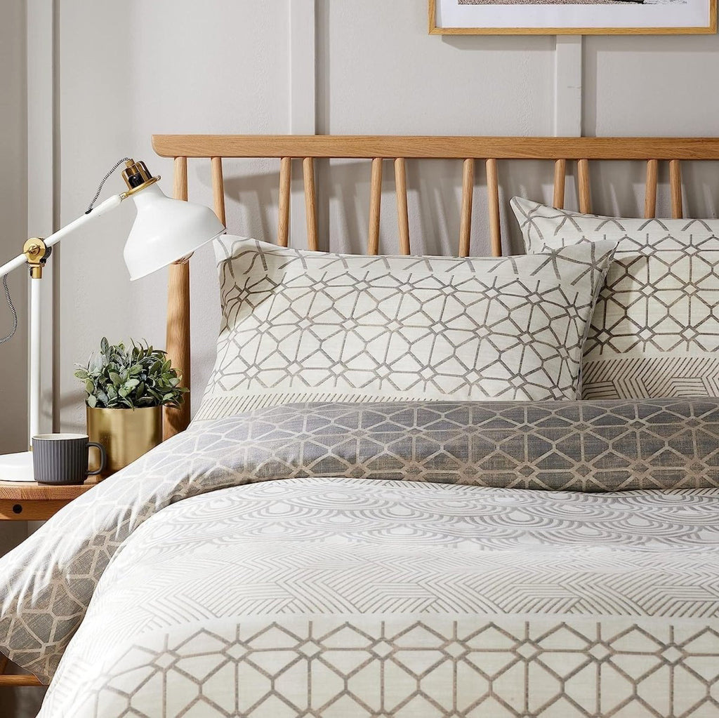 OLIVIA ROCCO Versailles Natural Floral Reversible Quilted Duvet Cover Set Easy Care - Joe’s Haven