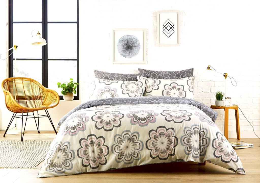 OLIVIA ROCCO Peony Floral Cotton Rich Duvet Cover Set With Pillowcases Easy Care - Joe’s Haven