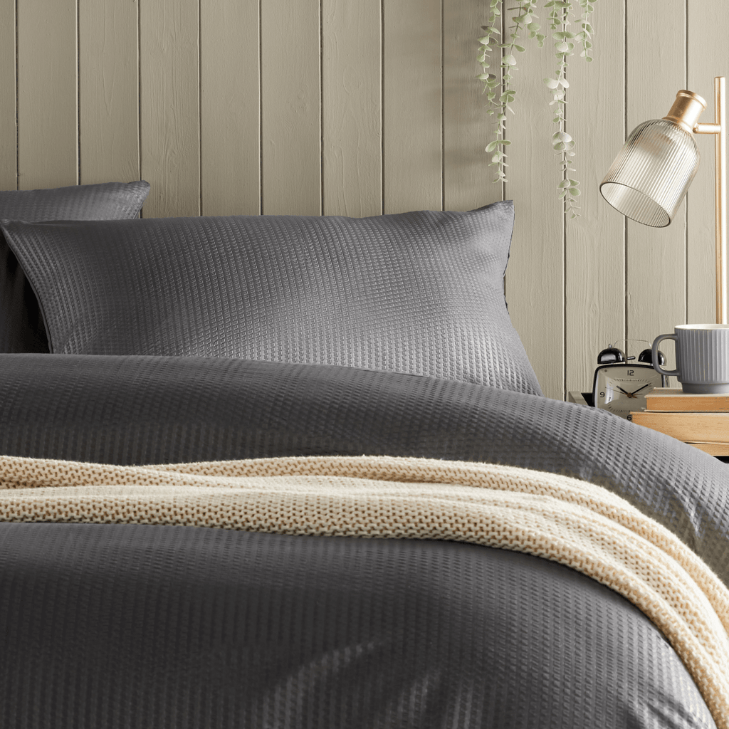 OLIVIA ROCCO Monaco Seersucker Duvet Cover Set Grey And White With Pillowcases For Single - Joe’s Haven