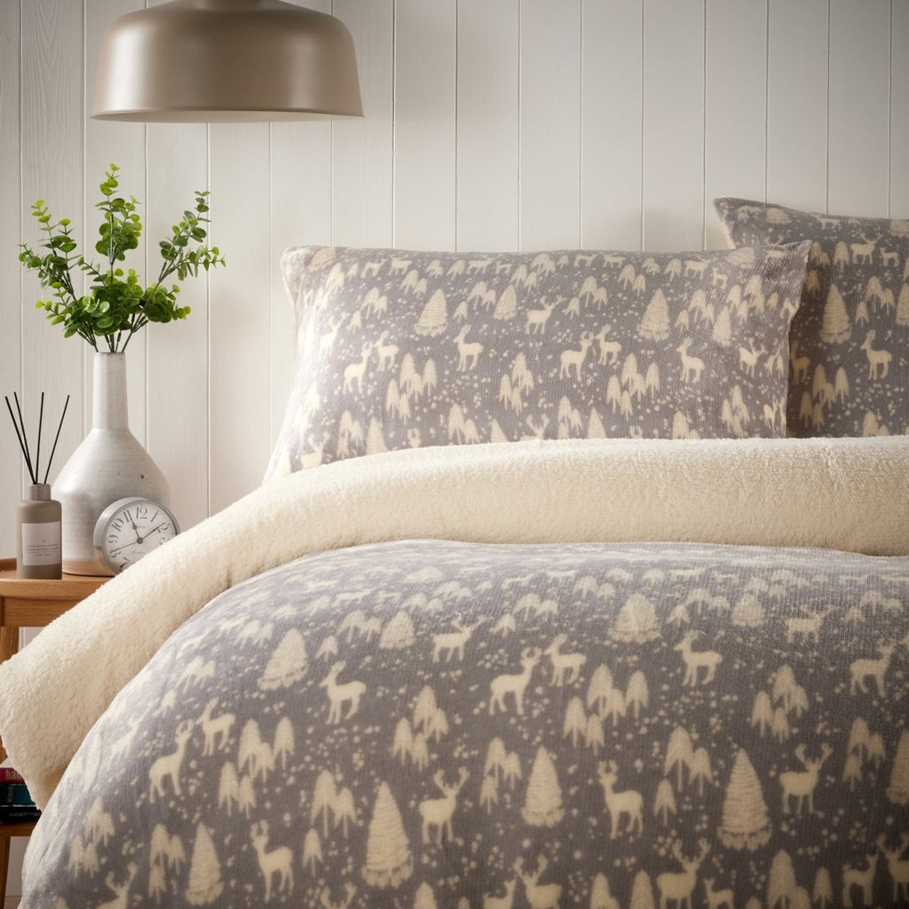 OLIVIA ROCCO Woodland Animals Teddy Fleece Duvet Set With Reversible Sherpa Winter - Joe’s Haven