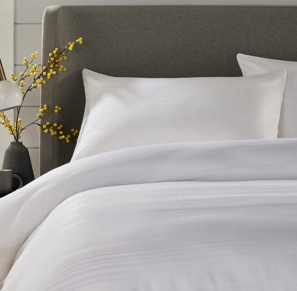 OLIVIA ROCCO Stripe Jacquard Reversible Cotton Blend Duvet Cover Set With Pillowcases - Joe’s Haven