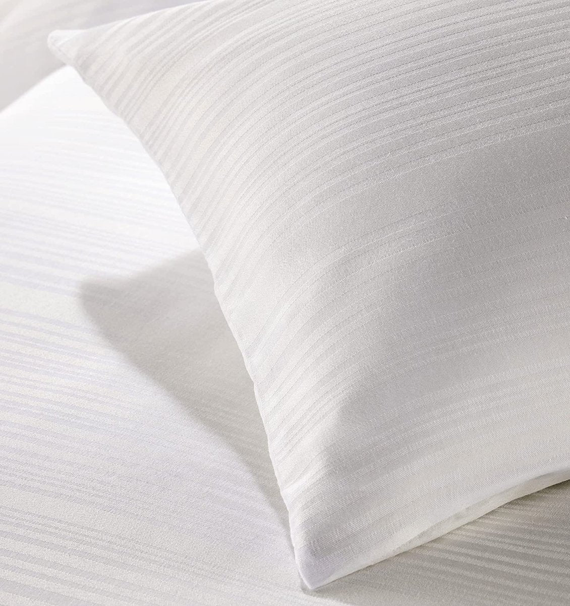 OLIVIA ROCCO Stripe Jacquard Reversible Cotton Blend Duvet Cover Set With Pillowcases - Joe’s Haven