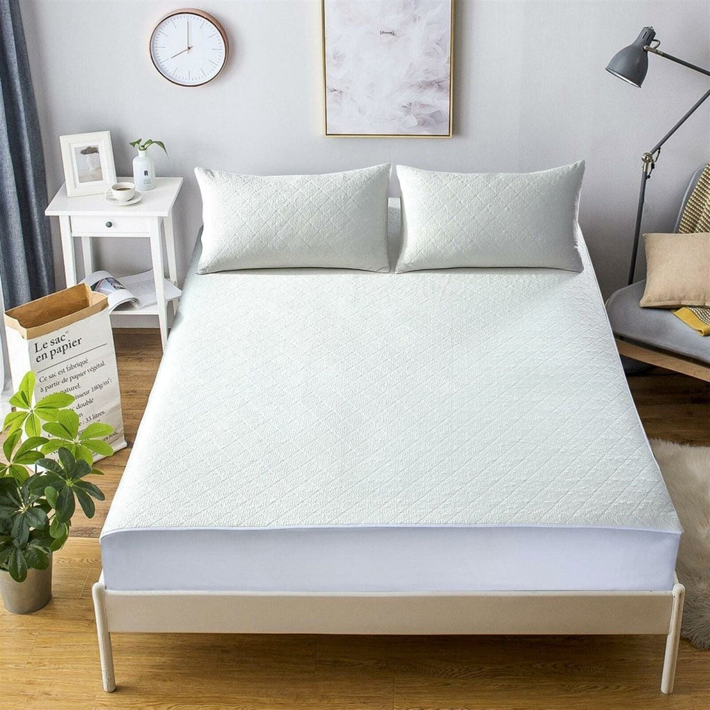 OLIVIA ROCCO Bamboo Quilted Waterproof Mattress Protector with Extra Deep Pocket Elastic - Joe’s Haven