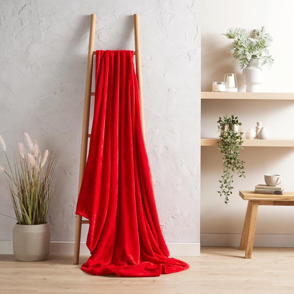 OLIVIA ROCCO Flannel Ultra Soft Fleece Throw Blanket Lightweight All Season For Bed Sofa - Joe’s Haven