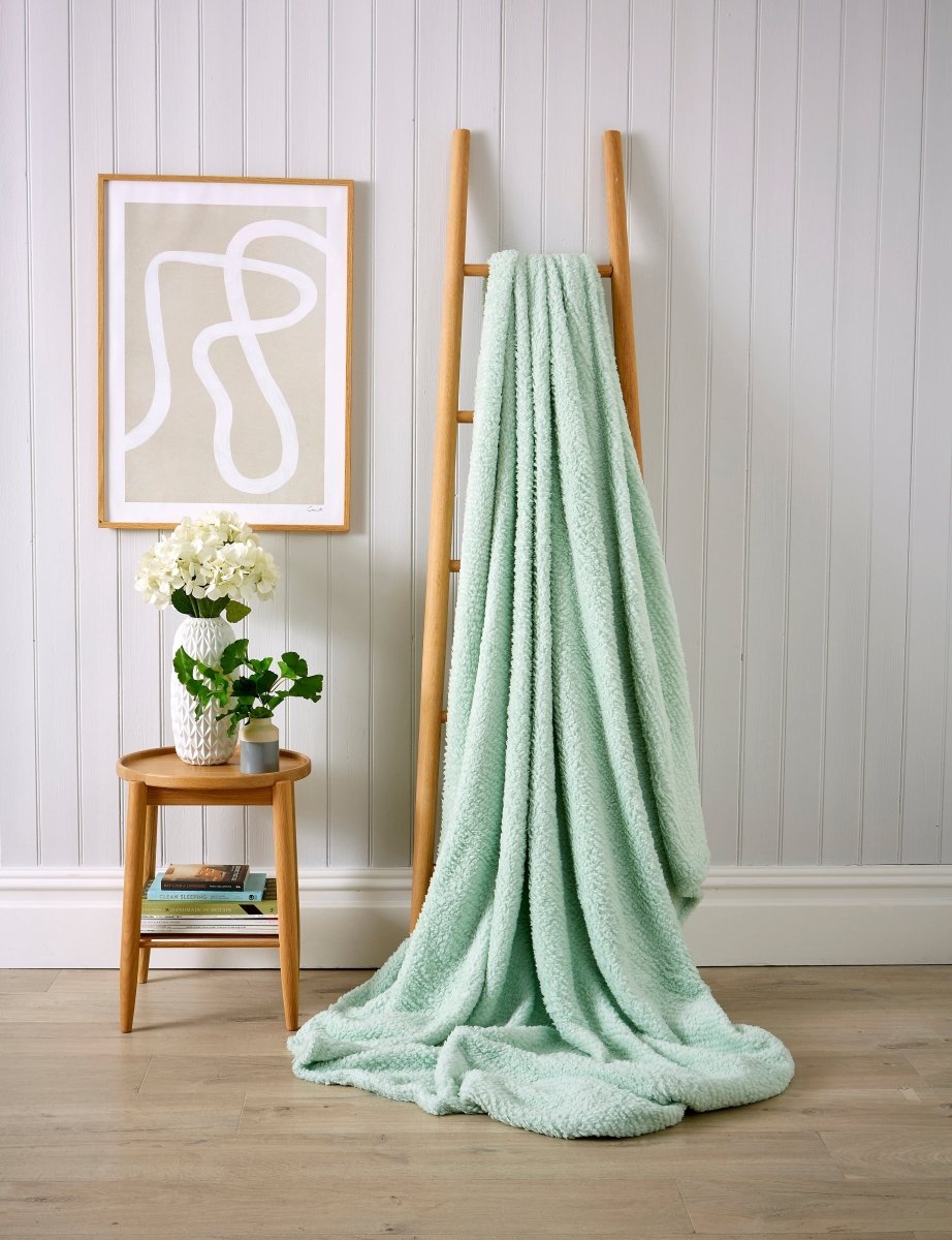 OLIVIA ROCCO Oversized Teddy Throw Blanket Super Soft Faux Fur Fleece For Sofa Or Bed - Joe’s Haven