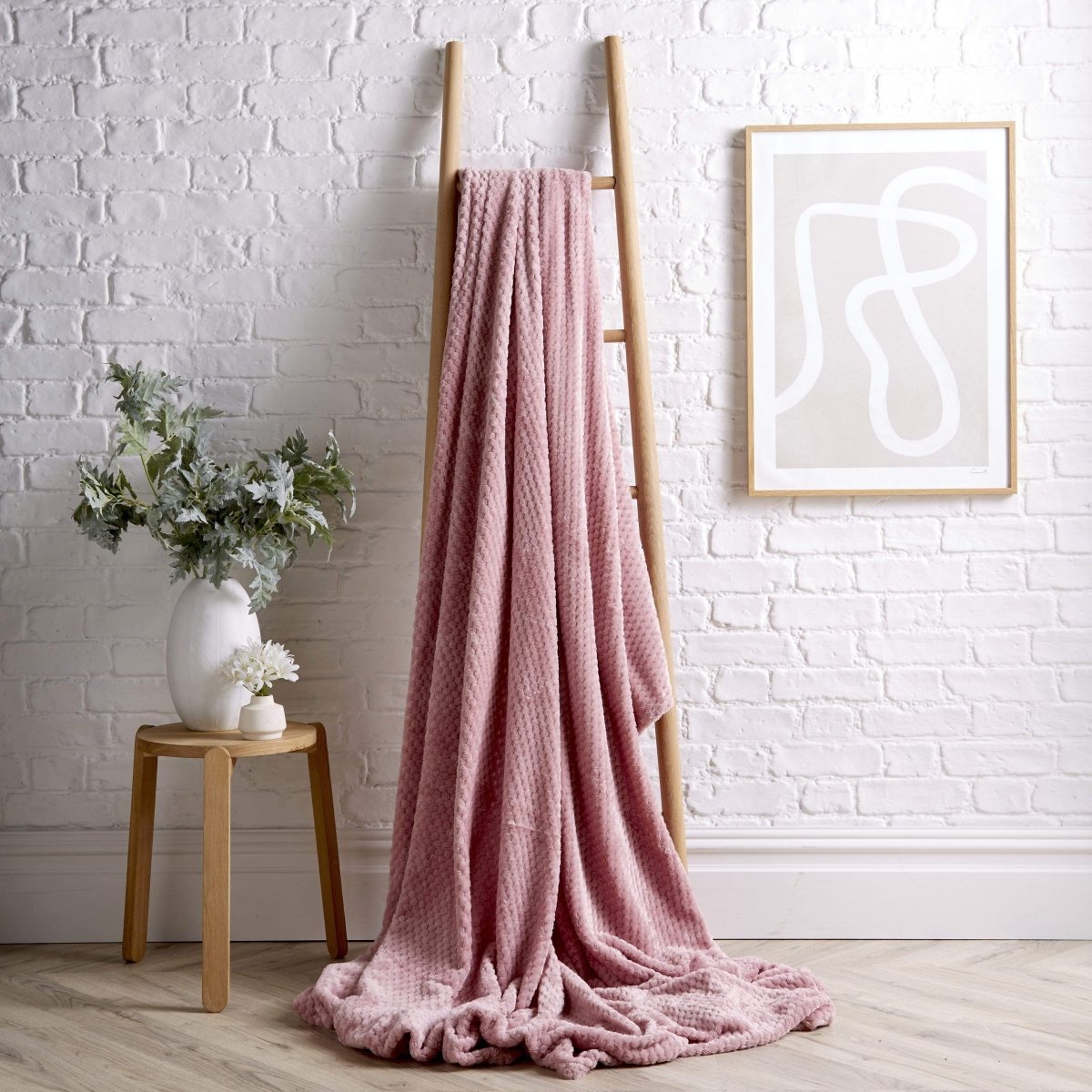 OLIVIA ROCCO Cloud Honeycomb Throw Oversized Chunky Soft Fleece Blanket Faux Fur - Joe’s Haven