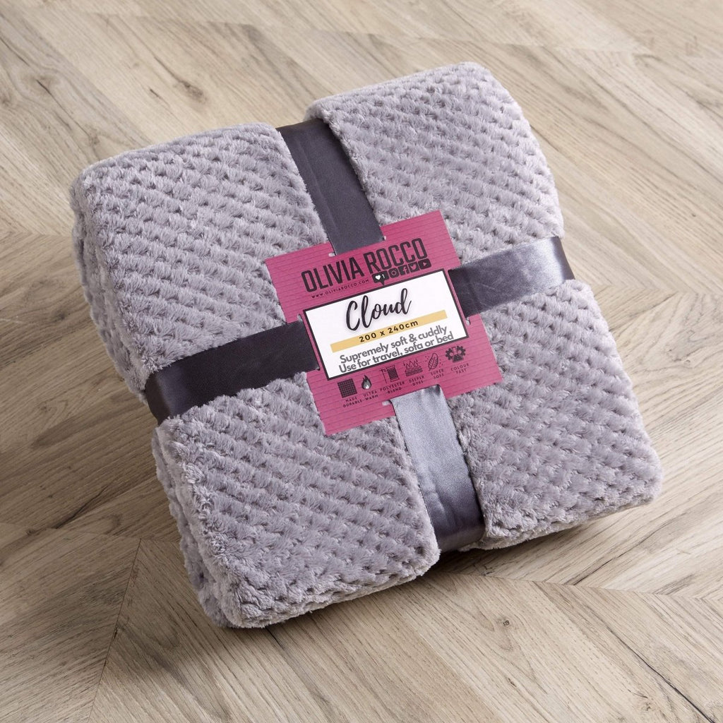 OLIVIA ROCCO Cloud Honeycomb Throw Oversized Chunky Soft Fleece Blanket Faux Fur - Joe’s Haven