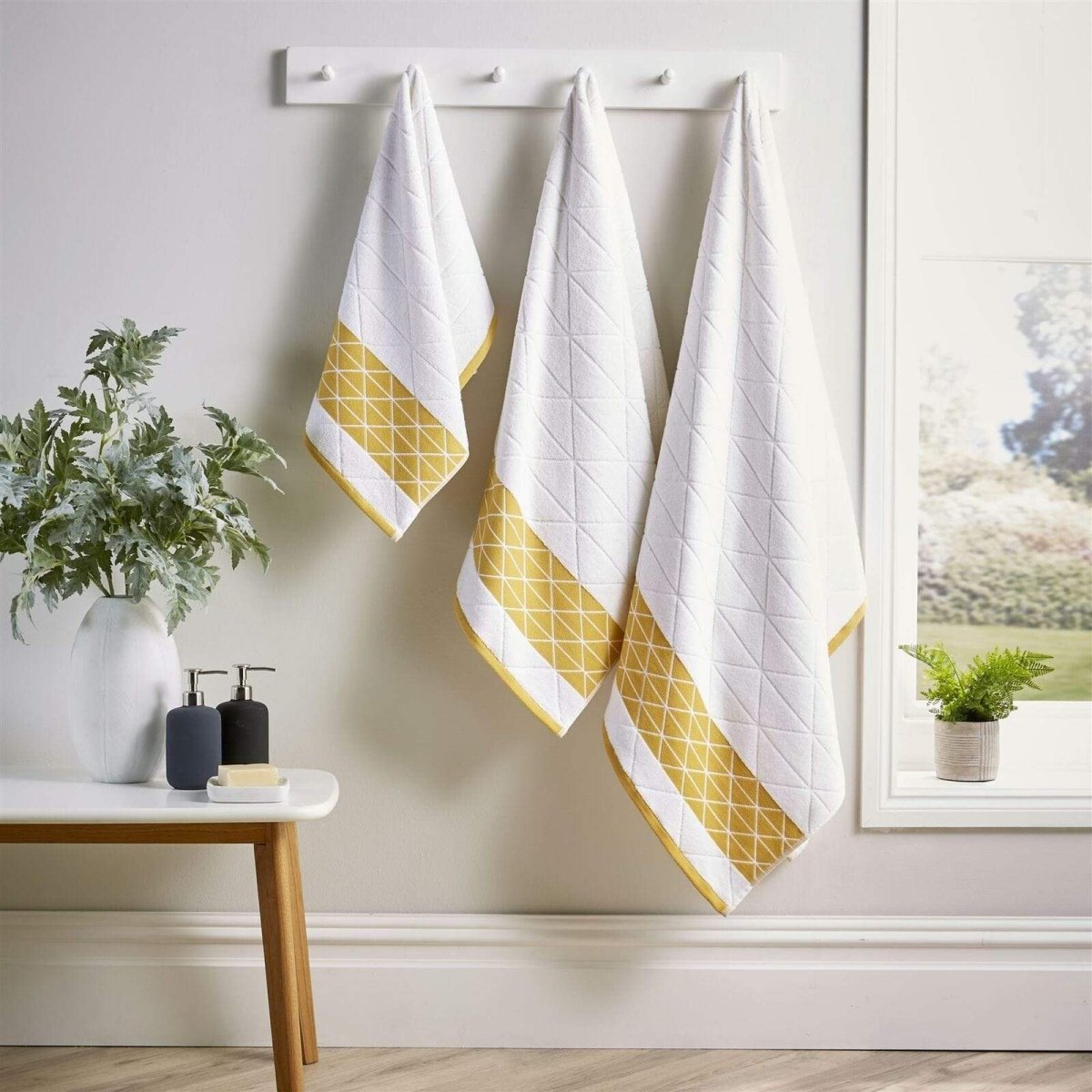 OLIVIA ROCCO Inca Diamond Jacquard 600GSM Cotton Towels Bath Sheets And Bath Towels Set - Joe’s Haven