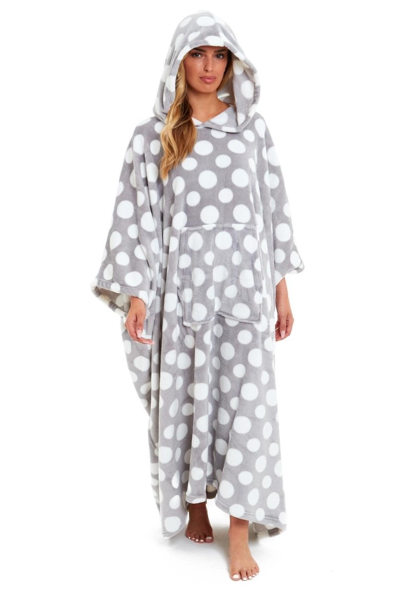 Oversized Hooded Fleece Poncho Blanket with Stars and Polka Dots - Joe’s Haven