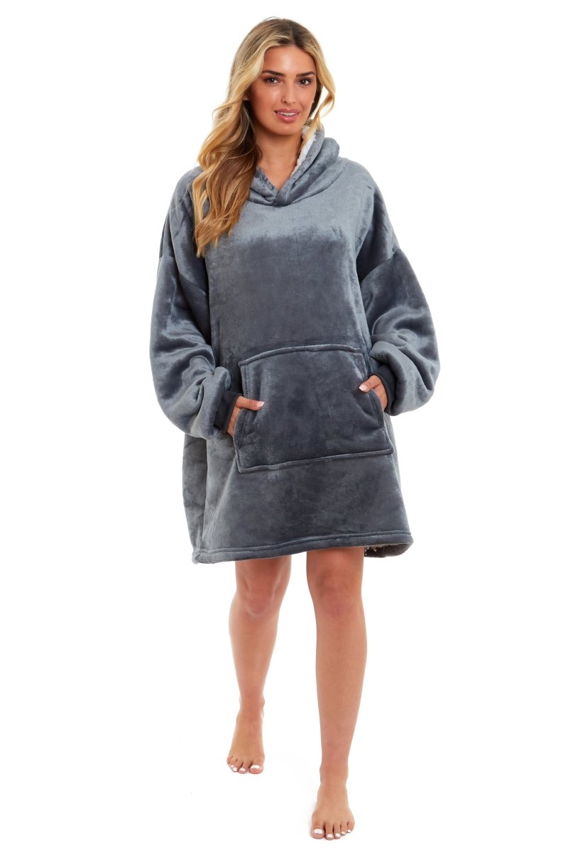 Oversized Reversible Sherpa Fleece Hooded Blanket - Joe’s Haven
