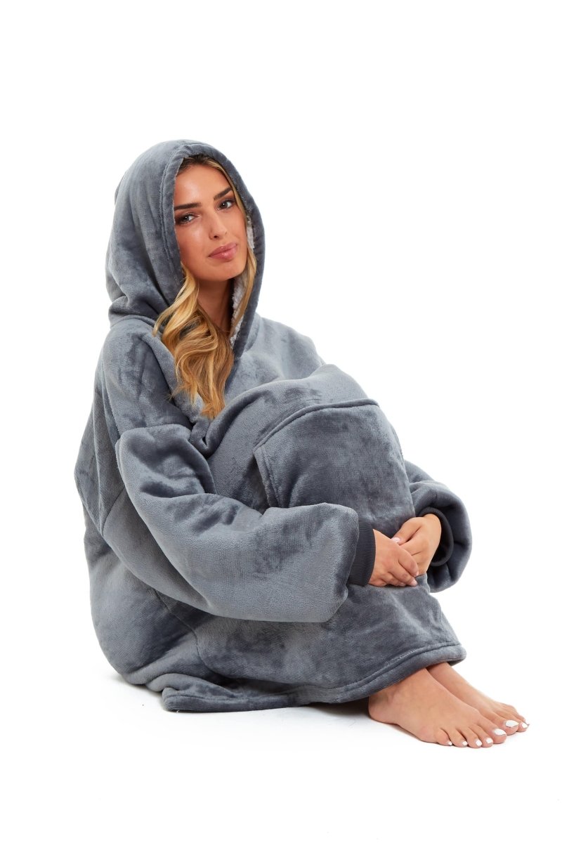 Oversized Reversible Sherpa Fleece Hooded Blanket - Joe’s Haven