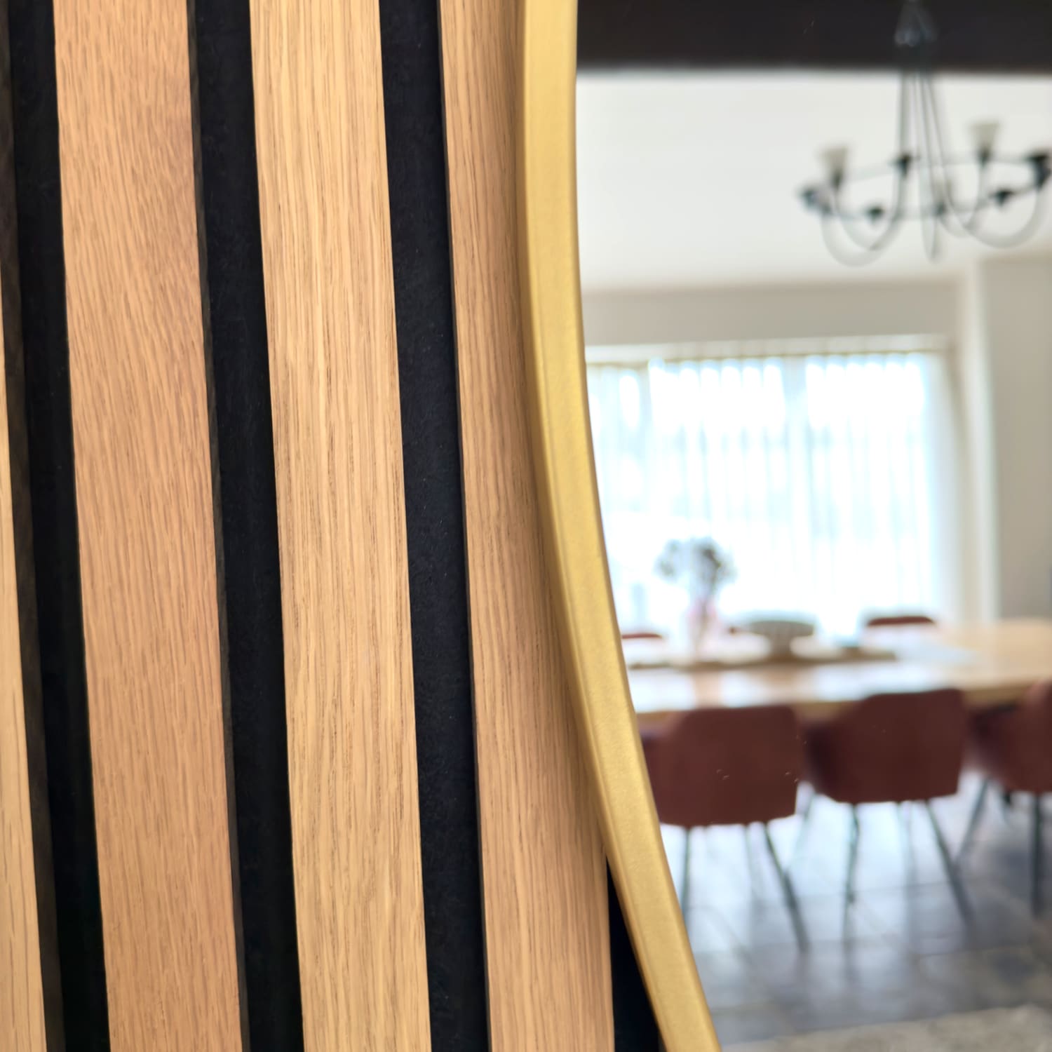 Rei - Extra Large Round Gold Metal Circle Mirror - 150cm x 150cm - Joe’s Haven