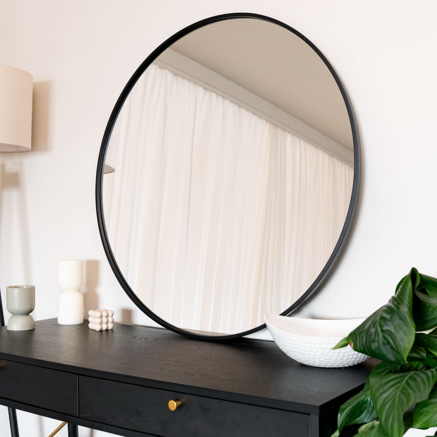 Rei - Large Round Black Metal Circle Mirror - 90cm x 90cm - Joe’s Haven