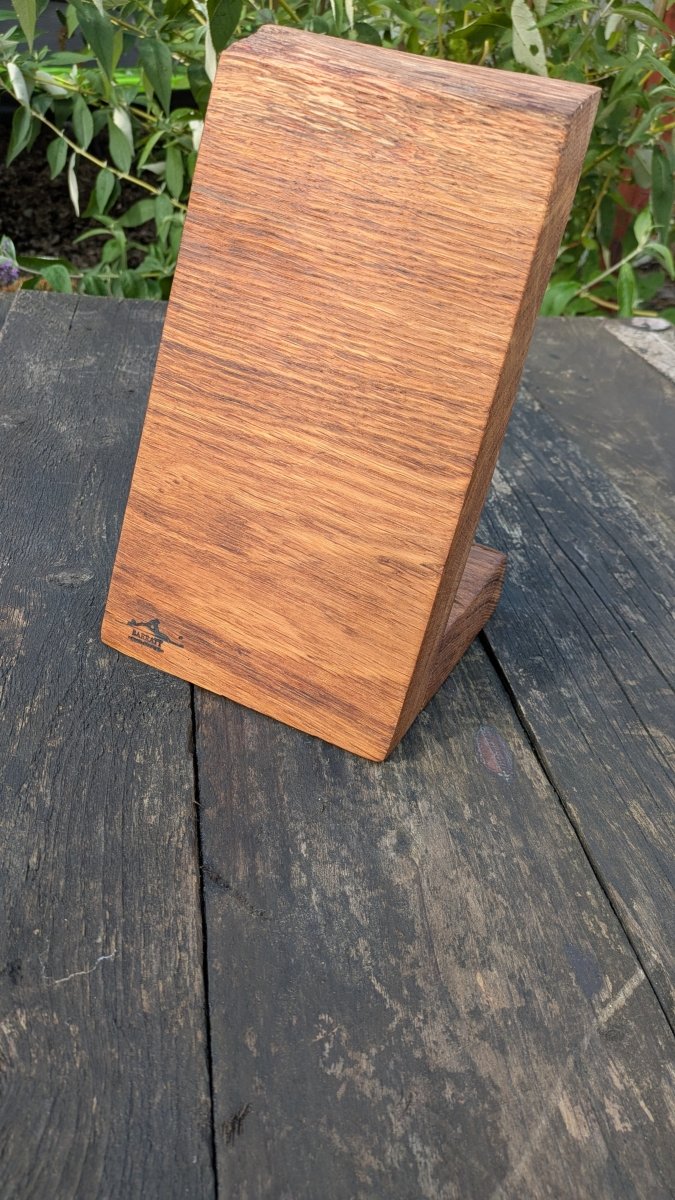 Magnetic oak knife stand - Joe’s Haven
