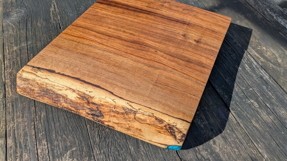 English Walnut 35cm x 36cm - Joe’s Haven