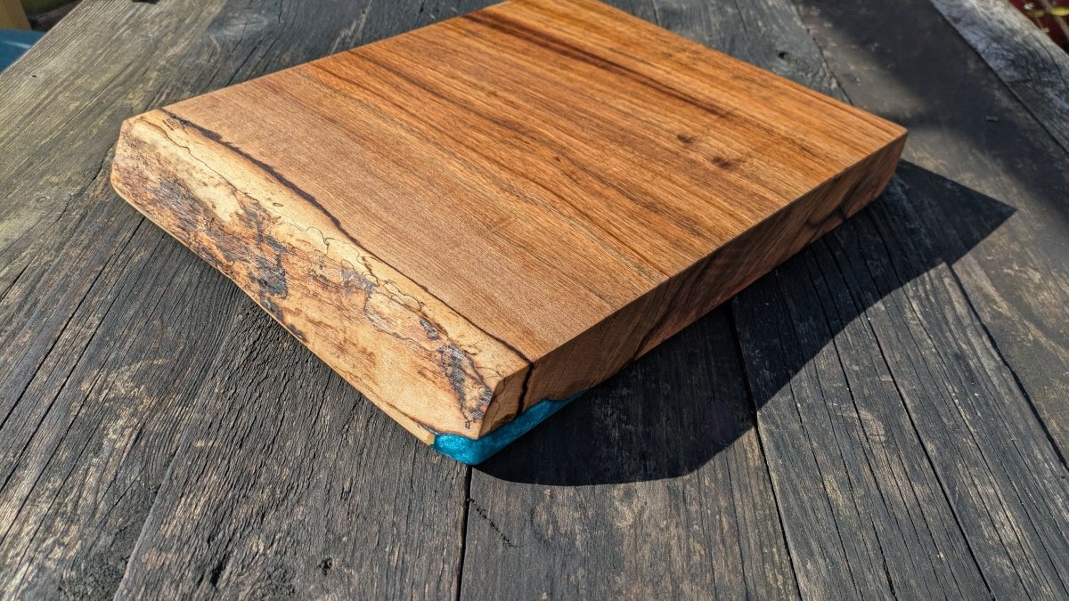 English Walnut 35cm x 36cm - Joe’s Haven
