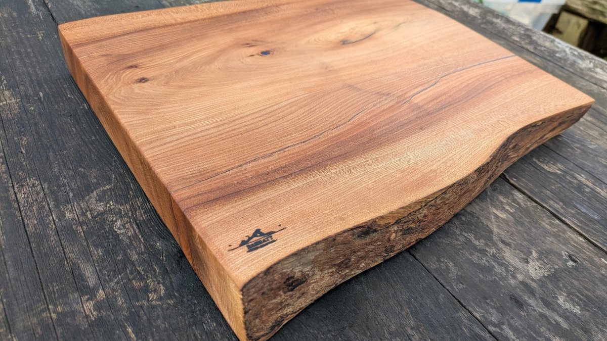 Elm Chopping board - Joe’s Haven