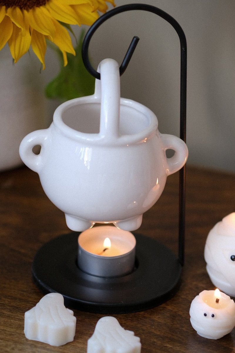Hanging Cauldron & Pumpkin Spiced Wax Melts - Joe’s Haven