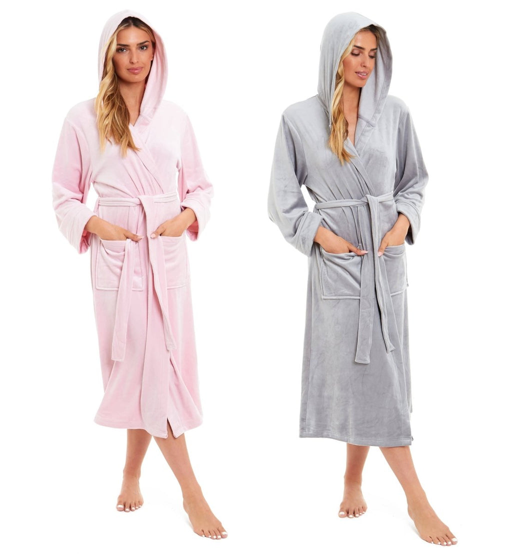 Women's Luxurious Velour Hooded Bathrobe - Joe’s Haven