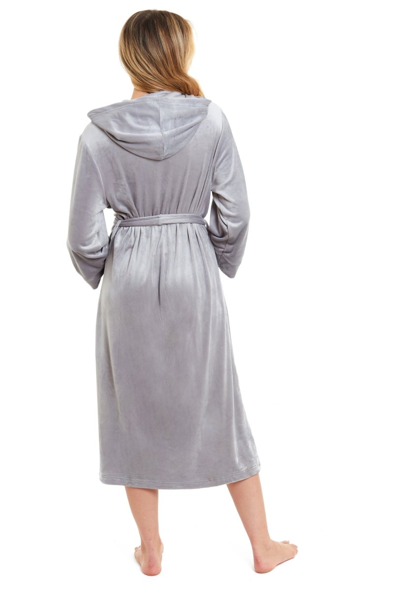 Women's Luxurious Velour Hooded Bathrobe - Joe’s Haven